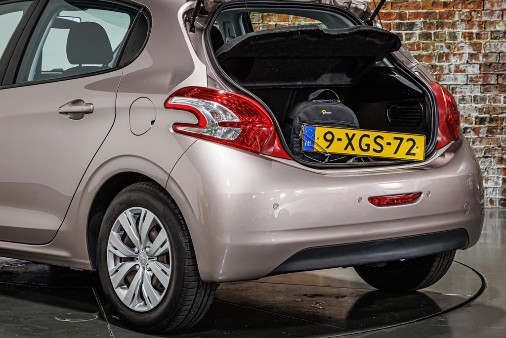 Peugeot 208 1.2 e-VTi Active I Automaat I Navi I Rijklaarprijs 52024973-27.jpg | Autobedrijf van Geel