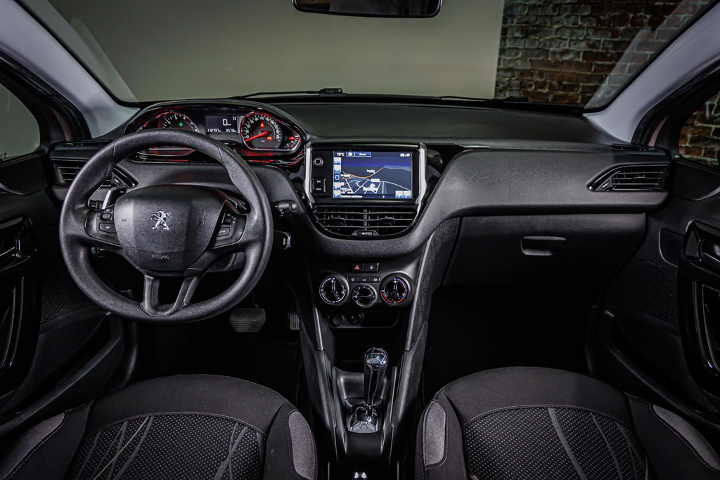 Peugeot 208 1.2 e-VTi Active I Automaat I Navi I Rijklaarprijs 52024973-3.jpg | Autobedrijf van Geel