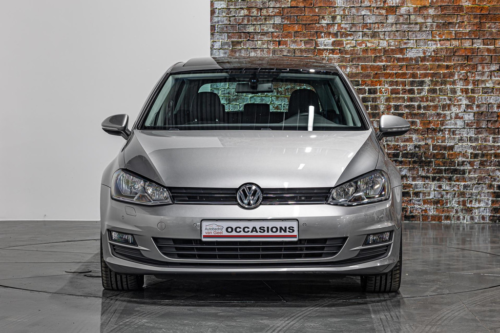 Volkswagen Golf 1.2 TSI Easyline I Navi I Elektrisch schuif/kantel dak I Rijklaarprijs 52025002-15.jpg | Autobedrijf van Geel