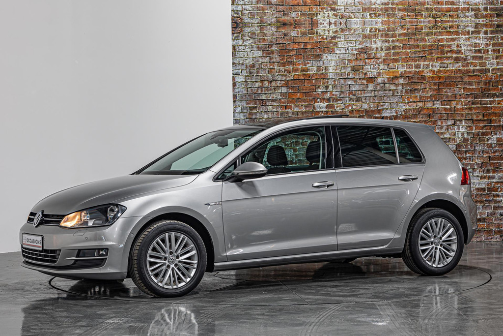 Volkswagen Golf 1.2 TSI Easyline I Navi I Elektrisch schuif/kantel dak I Rijklaarprijs 52025002-6.jpg | Autobedrijf van Geel