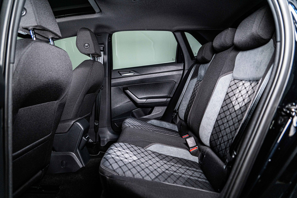 Volkswagen Polo 1.0 TSI R-Line | Panoramadak | Adaptive Cruise Control | Matrix/IQ Light | Apple Carplay 52036845-21.jpg | Autobedrijf van Geel