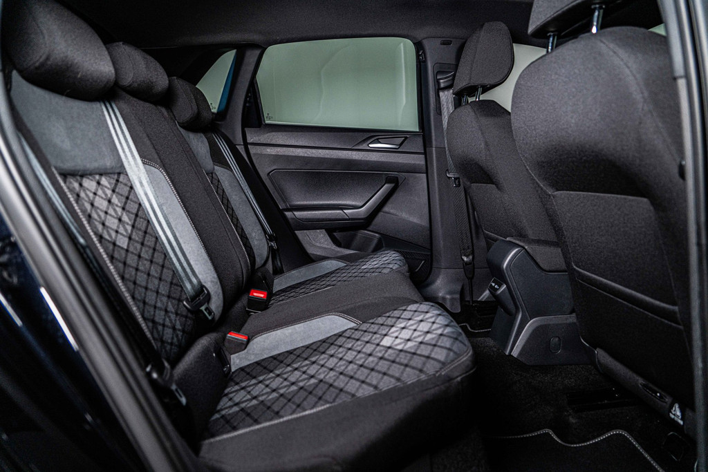 Volkswagen Polo 1.0 TSI R-Line | Panoramadak | Adaptive Cruise Control | Matrix/IQ Light | Apple Carplay 52036845-24.jpg | Autobedrijf van Geel