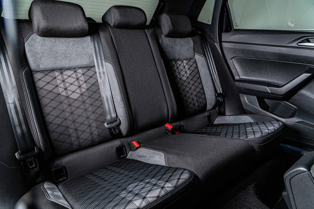 Volkswagen Polo 1.0 TSI R-Line | Panoramadak | Adaptive Cruise Control | Matrix/IQ Light | Apple Carplay 52036845-25.jpg | Autobedrijf van Geel