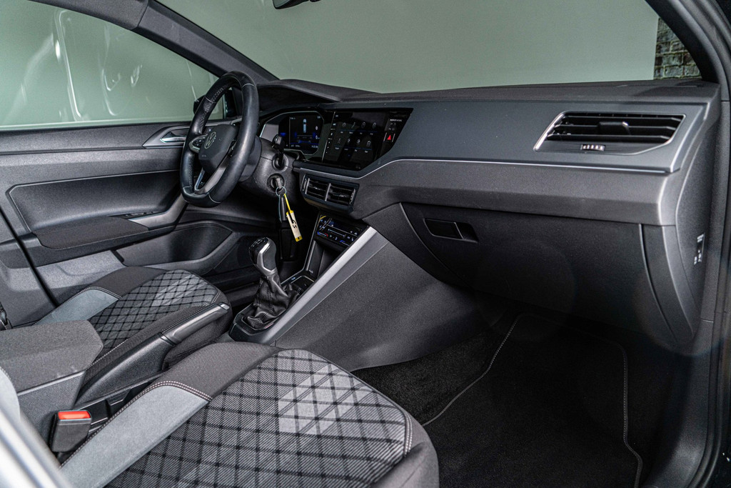 Volkswagen Polo 1.0 TSI R-Line | Panoramadak | Adaptive Cruise Control | Matrix/IQ Light | Apple Carplay 52036845-28.jpg | Autobedrijf van Geel