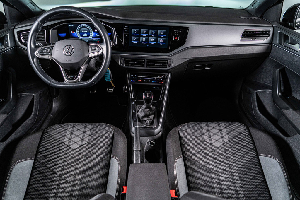 Volkswagen Polo 1.0 TSI R-Line | Panoramadak | Adaptive Cruise Control | Matrix/IQ Light | Apple Carplay 52036845-30.jpg | Autobedrijf van Geel