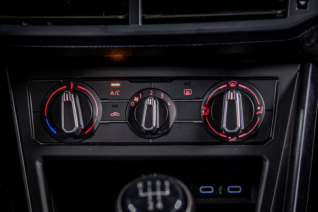 Volkswagen Polo 1.0 TSI Trendline | DAB+ | Cruise Control | PDC |Apple Carplay 52037343-43.jpg | Autobedrijf van Geel