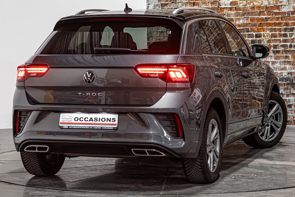 Volkswagen T-Roc 1.5 TSI R-Line | Apple Carplay | Adaptive Cruise Control | DAB+ | Achteruitrijcamera 52133836-11.jpg | Autobedrijf van Geel