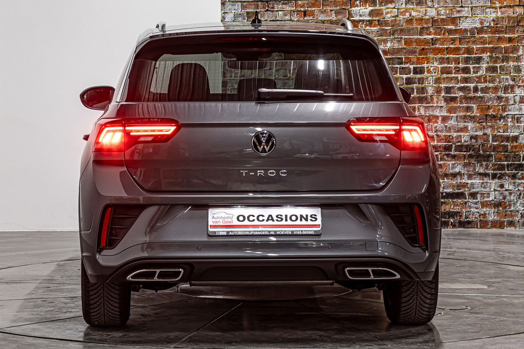 Volkswagen T-Roc 1.5 TSI R-Line | Apple Carplay | Adaptive Cruise Control | DAB+ | Achteruitrijcamera 52133836-12.jpg | Autobedrijf van Geel