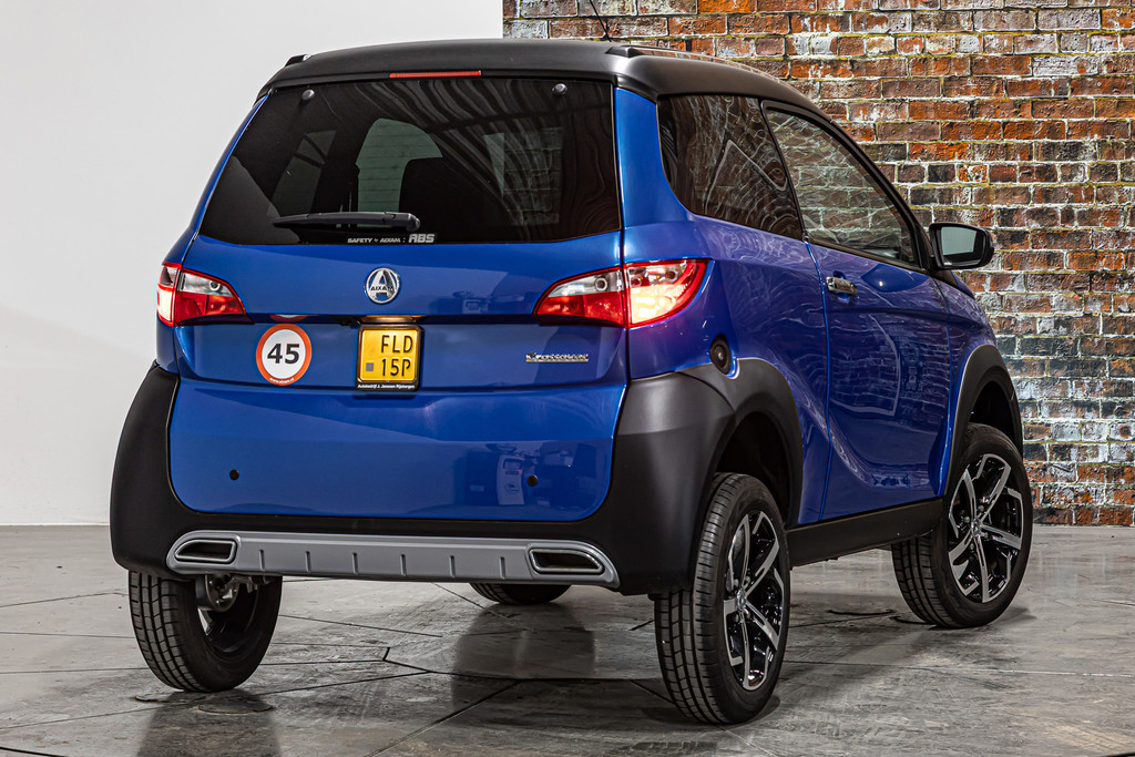 Aixam  Brommobiel Crossline Evo | DAB | Achteruitrijcamera 52208873-10.jpg | Autobedrijf van Geel