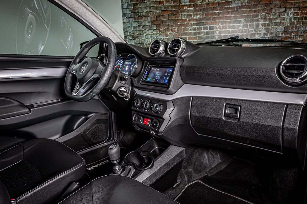 Aixam  Brommobiel Crossline Evo | DAB | Achteruitrijcamera 52208873-21.jpg | Autobedrijf van Geel