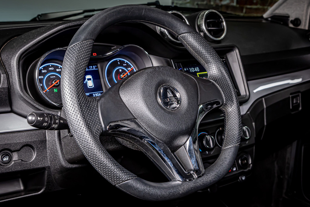 Aixam  Brommobiel Crossline Evo | DAB | Achteruitrijcamera 52208873-25.jpg | Autobedrijf van Geel