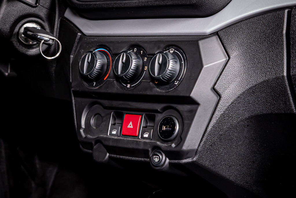 Aixam  Brommobiel Crossline Evo | DAB | Achteruitrijcamera 52208873-29.jpg | Autobedrijf van Geel