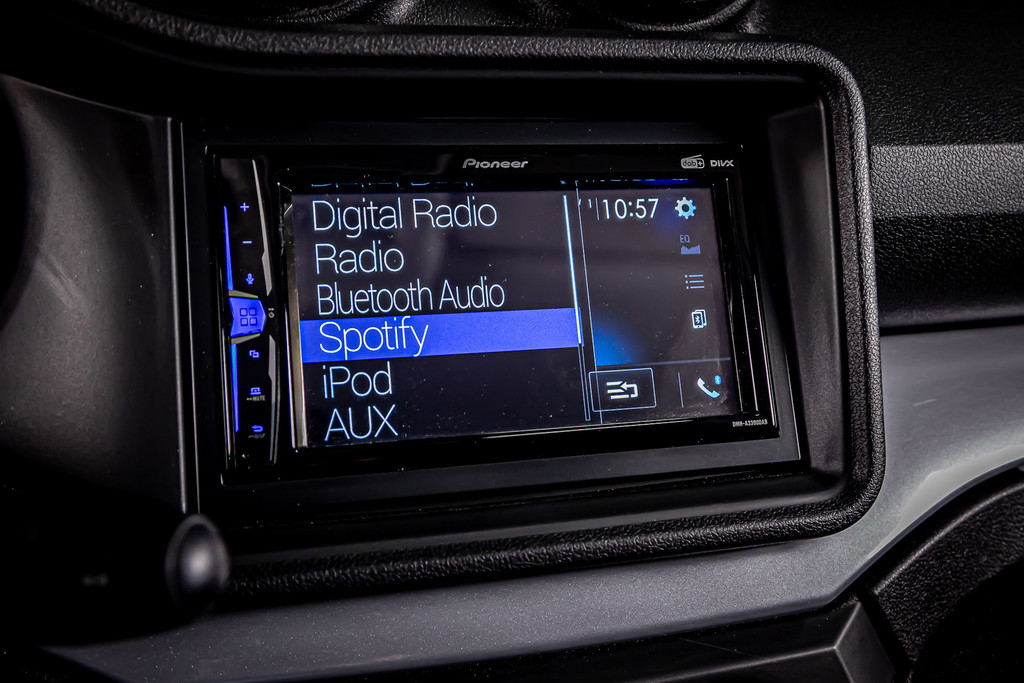 Aixam  Brommobiel Crossline Evo | DAB | Achteruitrijcamera 52208873-33.jpg | Autobedrijf van Geel