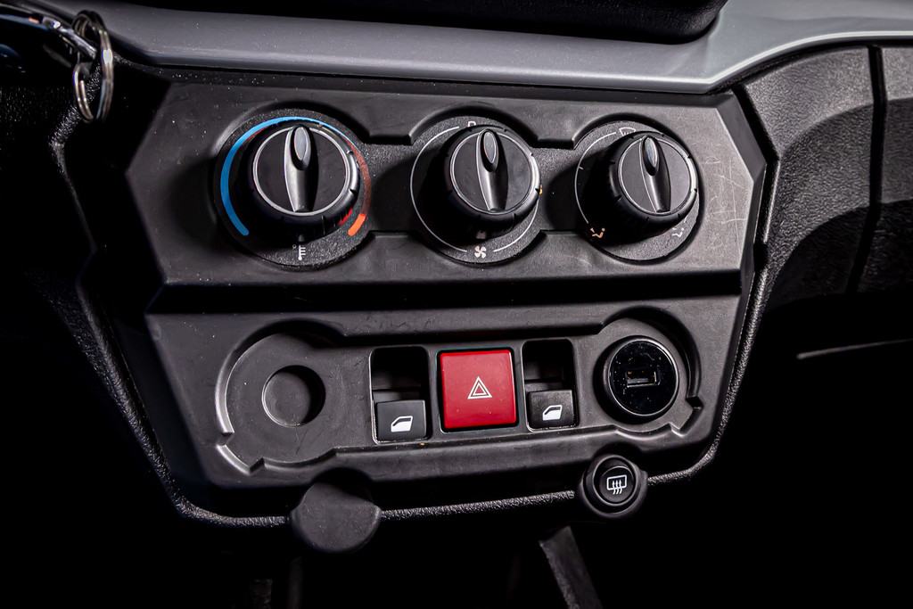 Aixam  Brommobiel Crossline Evo | DAB | Achteruitrijcamera 52208873-35.jpg | Autobedrijf van Geel