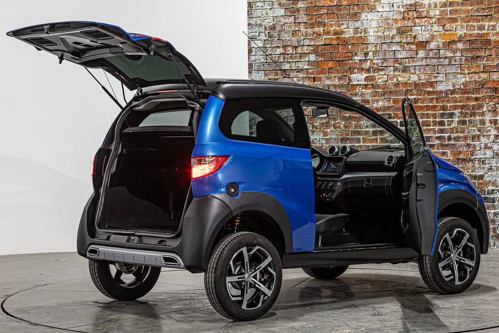 Aixam  Brommobiel Crossline Evo | DAB | Achteruitrijcamera 52208873-8.jpg | Autobedrijf van Geel