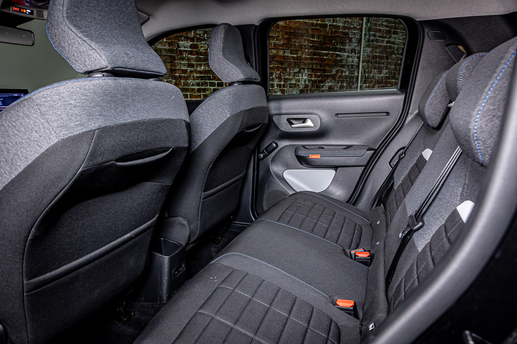 Citroën C3 1.2 Turbo 100pk Plus | Cruise Control | Apple Carplay | DAB+ | Airco 52251824-31.jpg | Autobedrijf van Geel