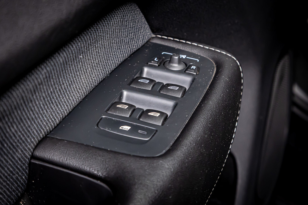 Volvo XC60 2.0 T8 Twin Engine AWD Inscription | Schuif/kanteldak / Memory Seats | Harman/kardon 52355461-54.jpg | Autobedrijf van Geel