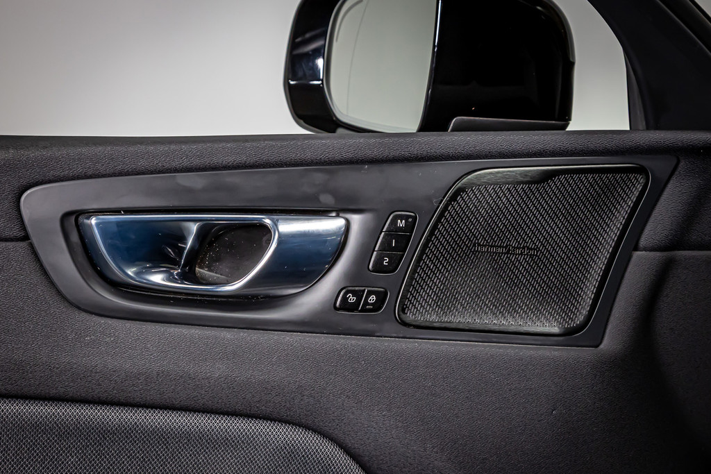 Volvo XC60 2.0 T8 Twin Engine AWD Inscription | Schuif/kanteldak / Memory Seats | Harman/kardon 52355461-55.jpg | Autobedrijf van Geel