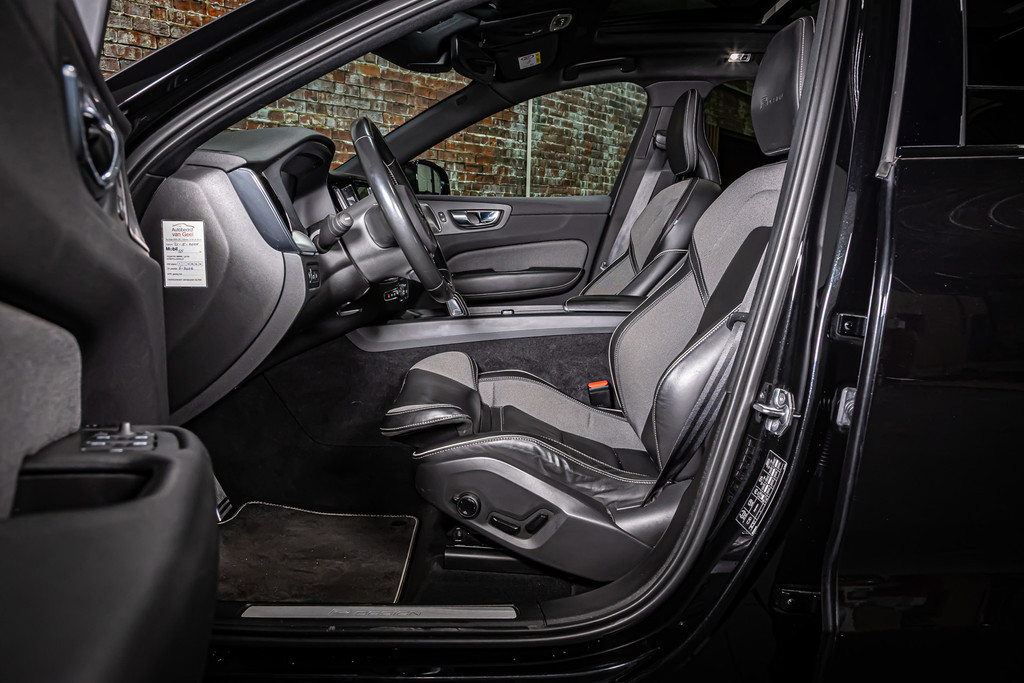 Volvo XC60 2.0 T8 Twin Engine AWD Inscription | Schuif/kanteldak / Memory Seats | Harman/kardon 52355461-58.jpg | Autobedrijf van Geel