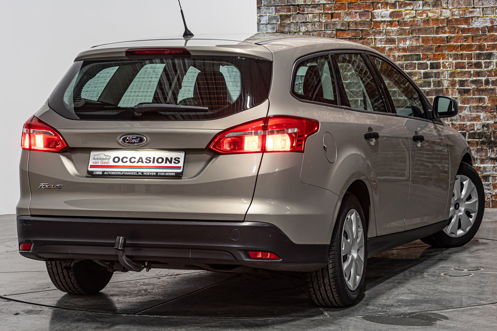 Ford FOCUS Wagon 1.0 Trend Edition | Trekhaak | Airco 52358845-10.jpg | Autobedrijf van Geel