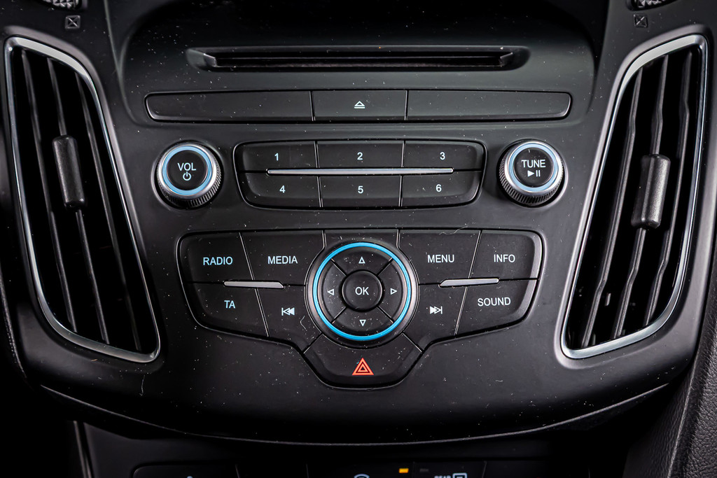 Ford FOCUS Wagon 1.0 Trend Edition | Trekhaak | Airco 52358845-35.jpg | Autobedrijf van Geel