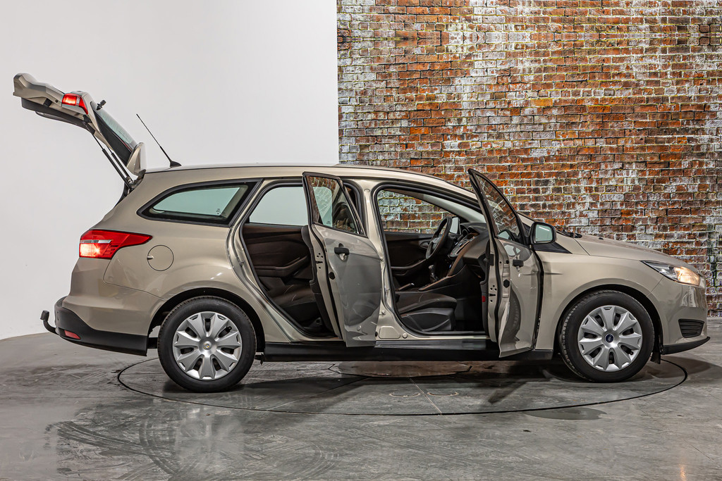 Ford FOCUS Wagon 1.0 Trend Edition | Trekhaak | Airco 52358845-5.jpg | Autobedrijf van Geel