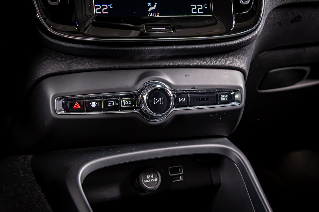 Volvo XC40 1.5 T5 Recharge Inscription |Trekhaak | Parkeerassistent-pakket | Keyless Drive | Rijassistent-systeem | Apple Carplay 52362649-33.jpg | Autobedrijf van Geel