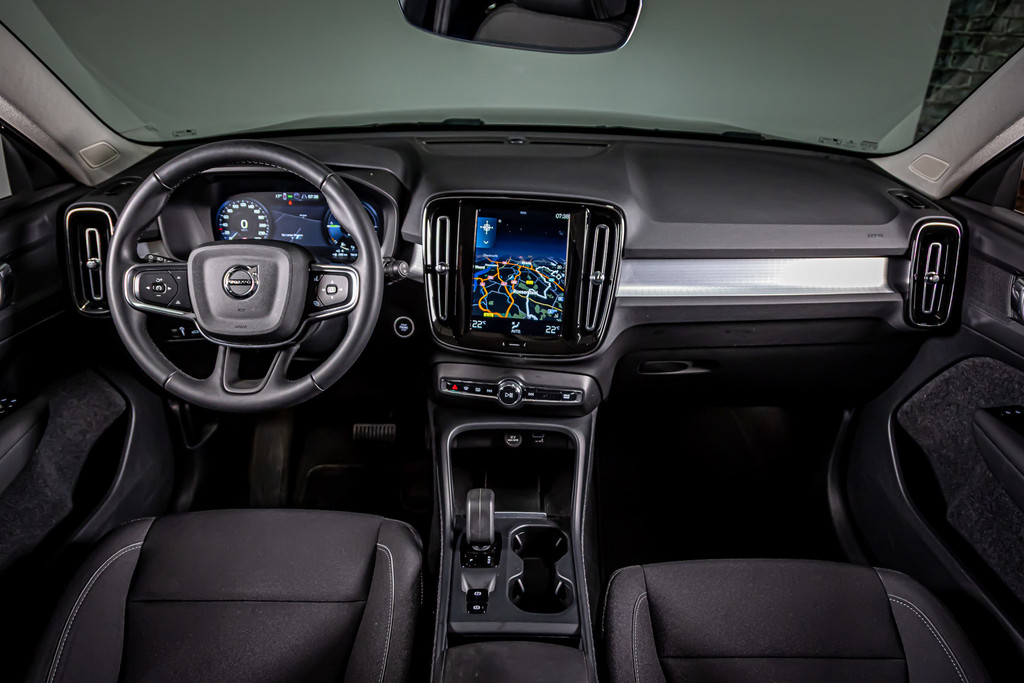 Volvo XC40 1.5 T5 Recharge Inscription |Trekhaak | Parkeerassistent-pakket | Keyless Drive | Rijassistent-systeem | Apple Carplay 52362649-50.jpg | Autobedrijf van Geel