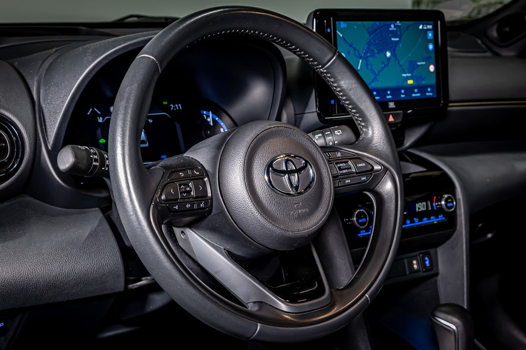 Toyota Yaris Cross 1.5 Hybrid | Panorama dak |Adaptive Cruise Control | Stoelverwarming 52453997-24.jpg | Autobedrijf van Geel