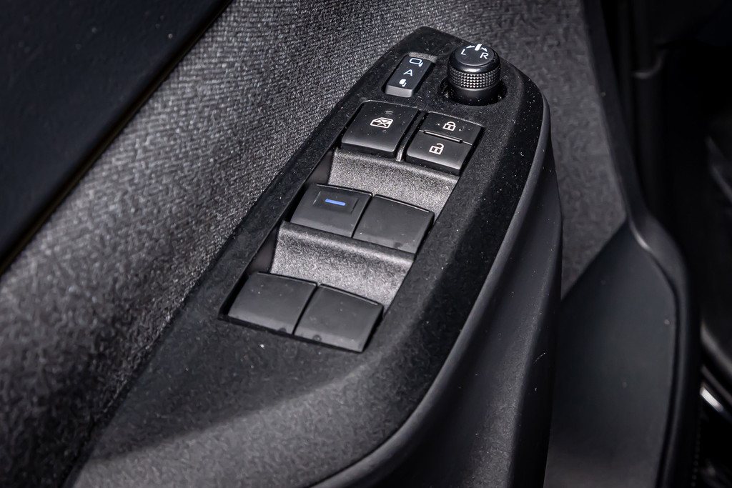 Toyota Yaris Cross 1.5 Hybrid | Panorama dak |Adaptive Cruise Control | Stoelverwarming 52453997-25.jpg | Autobedrijf van Geel