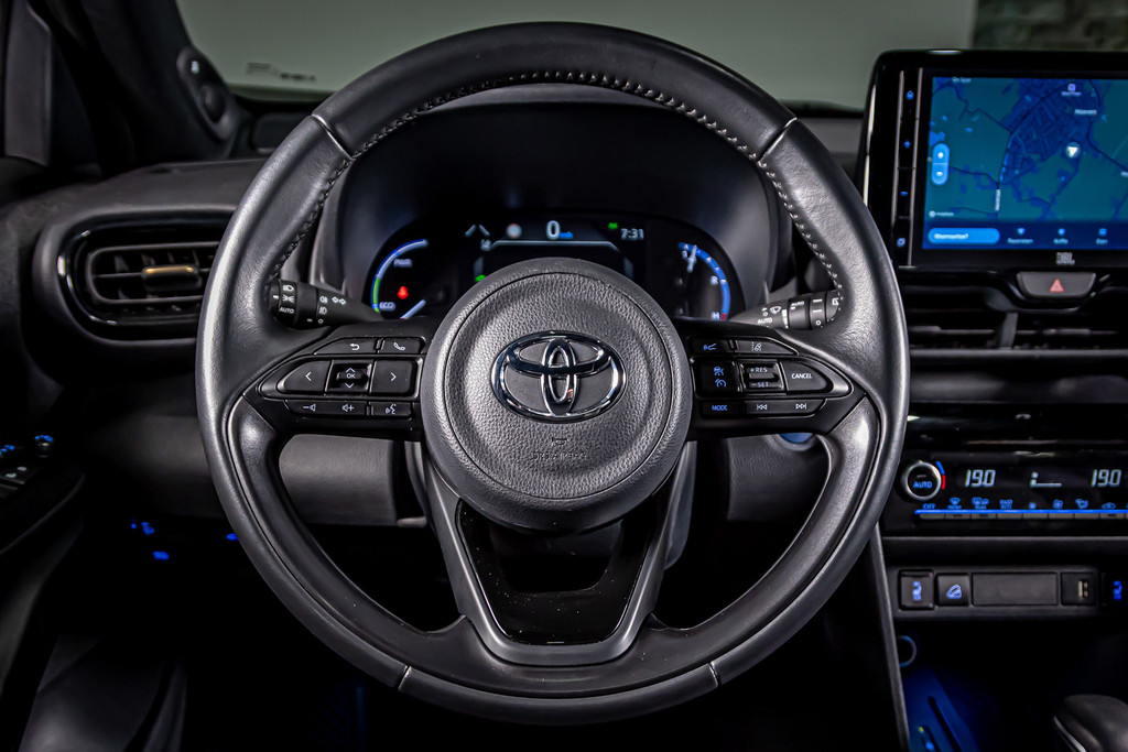 Toyota Yaris Cross 1.5 Hybrid | Panorama dak |Adaptive Cruise Control | Stoelverwarming 52453997-27.jpg | Autobedrijf van Geel