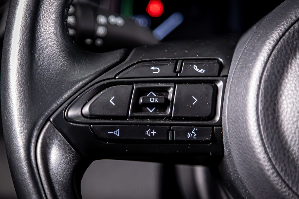 Toyota Yaris Cross 1.5 Hybrid | Panorama dak |Adaptive Cruise Control | Stoelverwarming 52453997-28.jpg | Autobedrijf van Geel