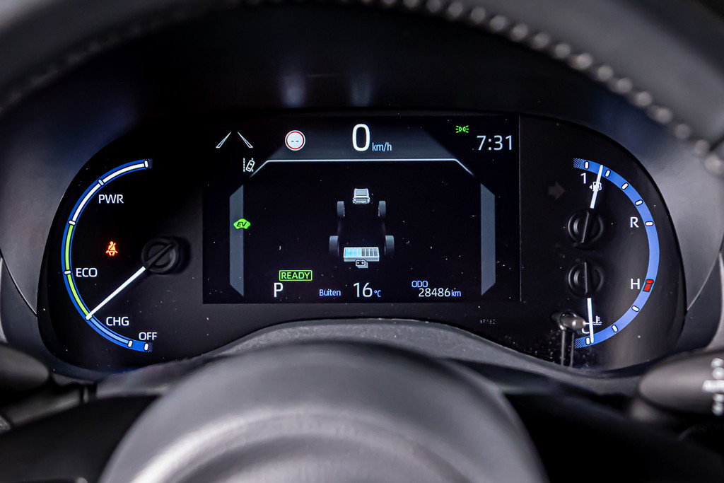 Toyota Yaris Cross 1.5 Hybrid | Panorama dak |Adaptive Cruise Control | Stoelverwarming 52453997-30.jpg | Autobedrijf van Geel