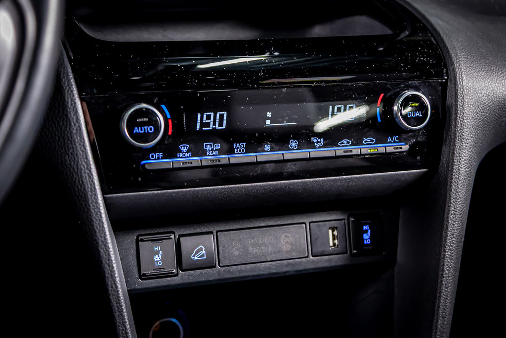 Toyota Yaris Cross 1.5 Hybrid | Panorama dak |Adaptive Cruise Control | Stoelverwarming 52453997-32.jpg | Autobedrijf van Geel