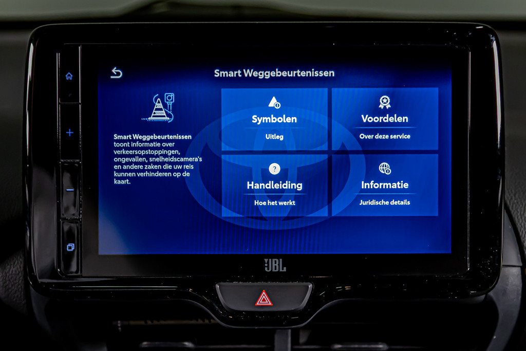 Toyota Yaris Cross 1.5 Hybrid | Panorama dak |Adaptive Cruise Control | Stoelverwarming 52453997-43.jpg | Autobedrijf van Geel