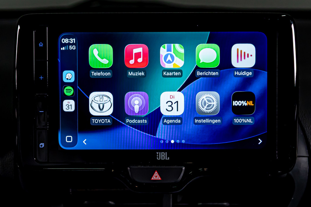 Toyota Yaris Cross 1.5 Hybrid | Panorama dak |Adaptive Cruise Control | Stoelverwarming 52453997-45.jpg | Autobedrijf van Geel