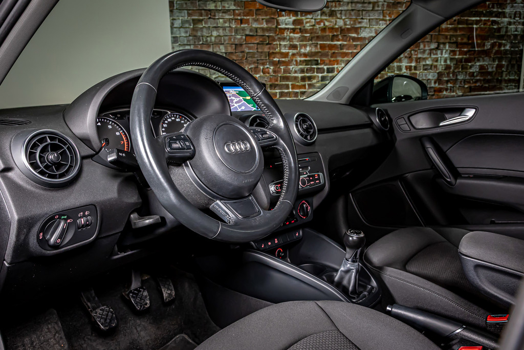 Audi A1 Sportback 1.0 TFSI Sport Pro Line | Navigatie | Stoelverwaming 52459153-20.jpg | Autobedrijf van Geel