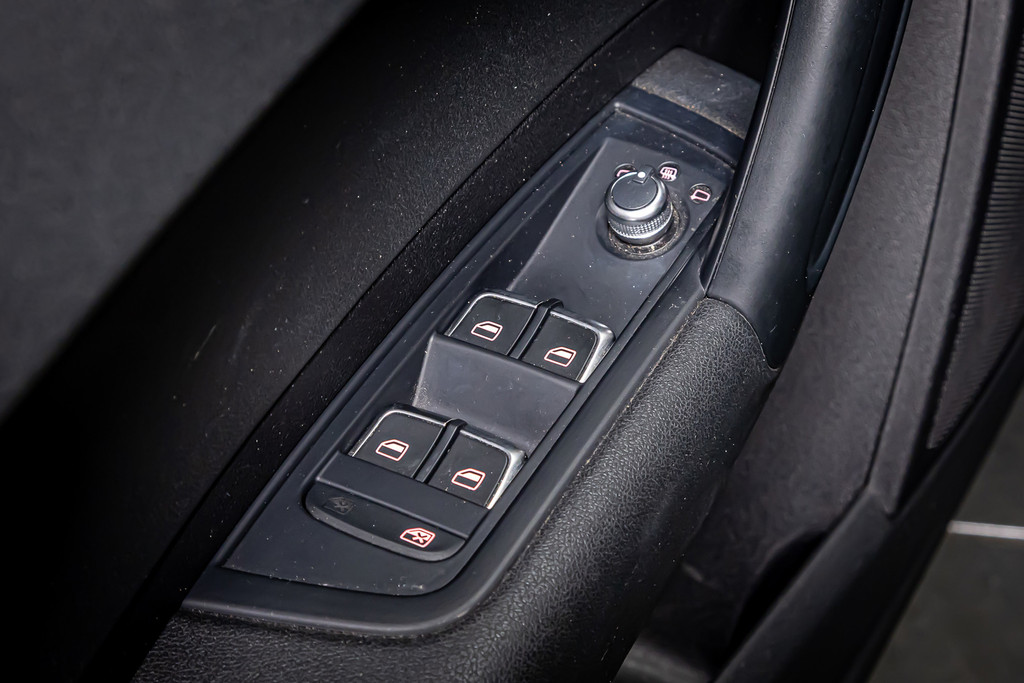 Audi A1 Sportback 1.0 TFSI Sport Pro Line | Navigatie | Stoelverwaming 52459153-22.jpg | Autobedrijf van Geel