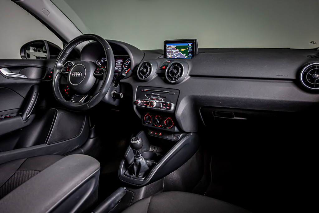 Audi A1 Sportback 1.0 TFSI Sport Pro Line | Navigatie | Stoelverwaming 52459153-30.jpg | Autobedrijf van Geel