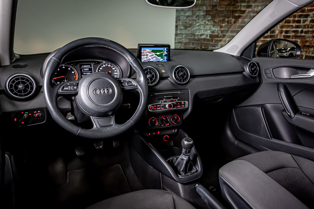 Audi A1 Sportback 1.0 TFSI Sport Pro Line | Navigatie | Stoelverwaming 52459153-31.jpg | Autobedrijf van Geel