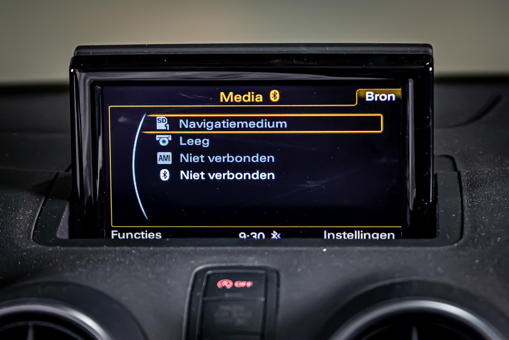 Audi A1 Sportback 1.0 TFSI Sport Pro Line | Navigatie | Stoelverwaming 52459153-34.jpg | Autobedrijf van Geel