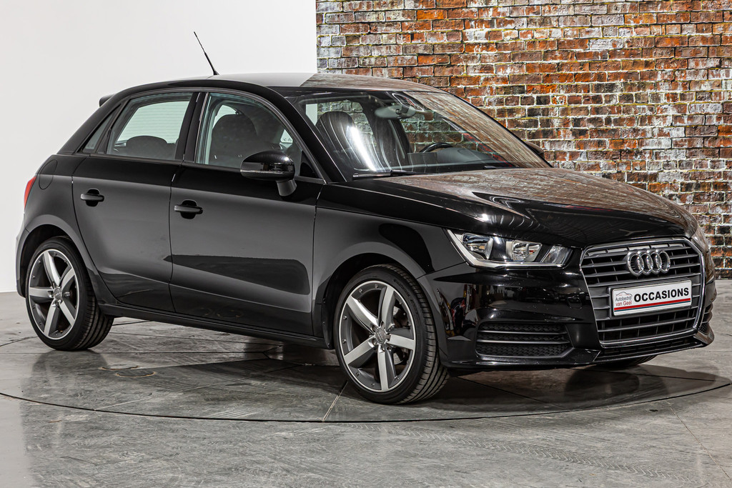 Audi A1 Sportback 1.0 TFSI Sport Pro Line | Navigatie | Stoelverwaming 52459153-4.jpg | Autobedrijf van Geel