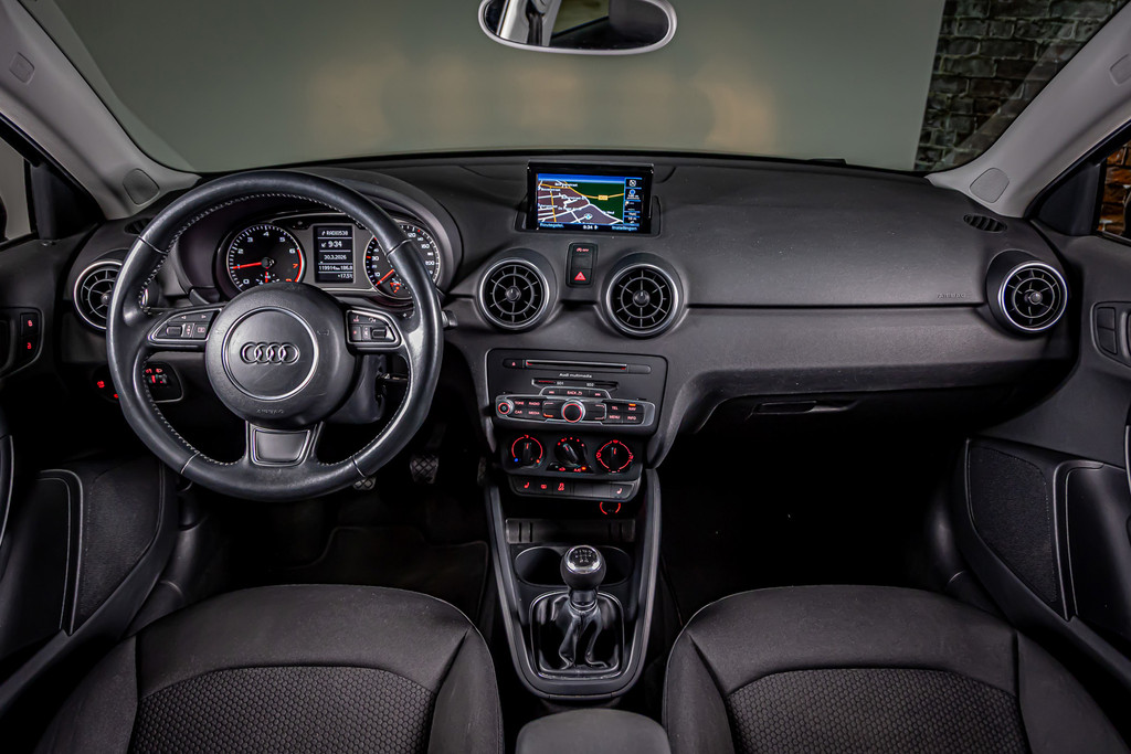 Audi A1 Sportback 1.0 TFSI Sport Pro Line | Navigatie | Stoelverwaming 52459153-42.jpg | Autobedrijf van Geel