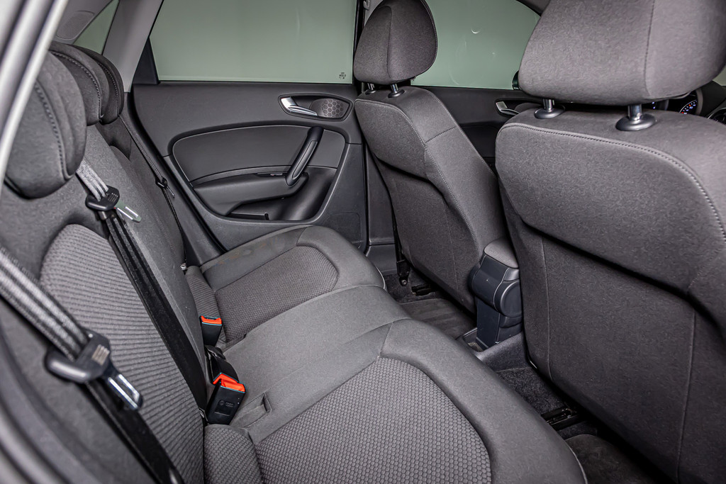 Audi A1 Sportback 1.0 TFSI Sport Pro Line | Navigatie | Stoelverwaming 52459153-47.jpg | Autobedrijf van Geel