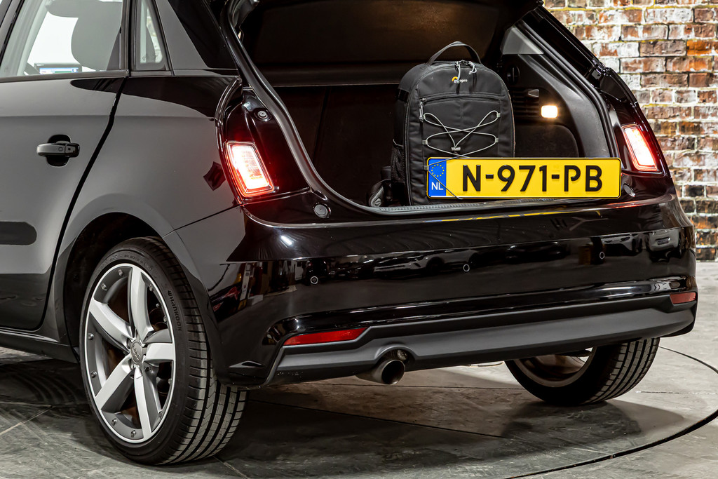 Audi A1 Sportback 1.0 TFSI Sport Pro Line | Navigatie | Stoelverwaming 52459153-48.jpg | Autobedrijf van Geel