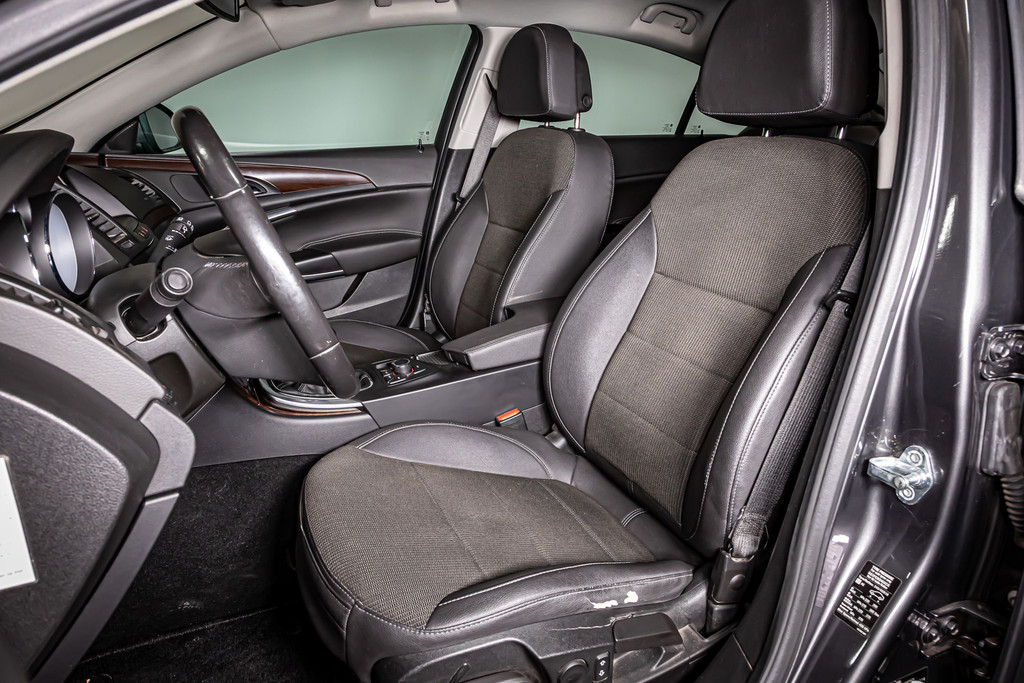 Opel Insignia 1.8 Executive | Trekhaak | Cruise Control 52525863-21.jpg | Autobedrijf van Geel