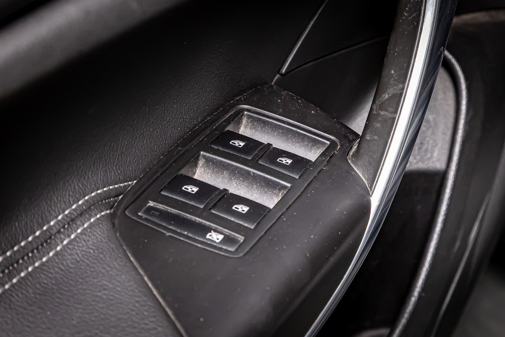 Opel Insignia 1.8 Executive | Trekhaak | Cruise Control 52525863-25.jpg | Autobedrijf van Geel