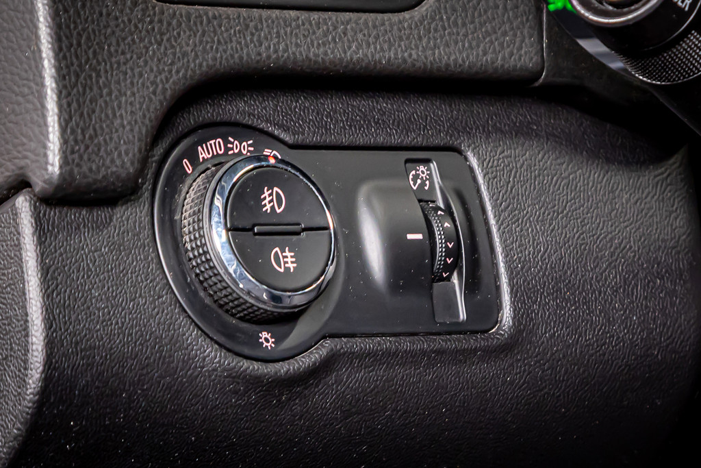 Opel Insignia 1.8 Executive | Trekhaak | Cruise Control 52525863-26.jpg | Autobedrijf van Geel