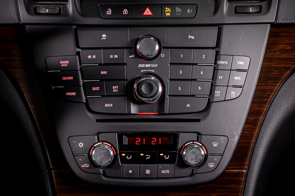 Opel Insignia 1.8 Executive | Trekhaak | Cruise Control 52525863-28.jpg | Autobedrijf van Geel