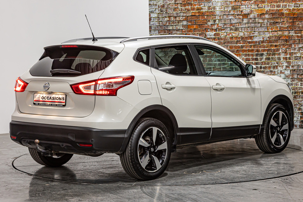 Nissan QASHQAI 1.6 N-Connecta | Panoramadak | 360 graden camera | Cruise Control | Trekhaak 52526604-1.jpg | Autobedrijf van Geel